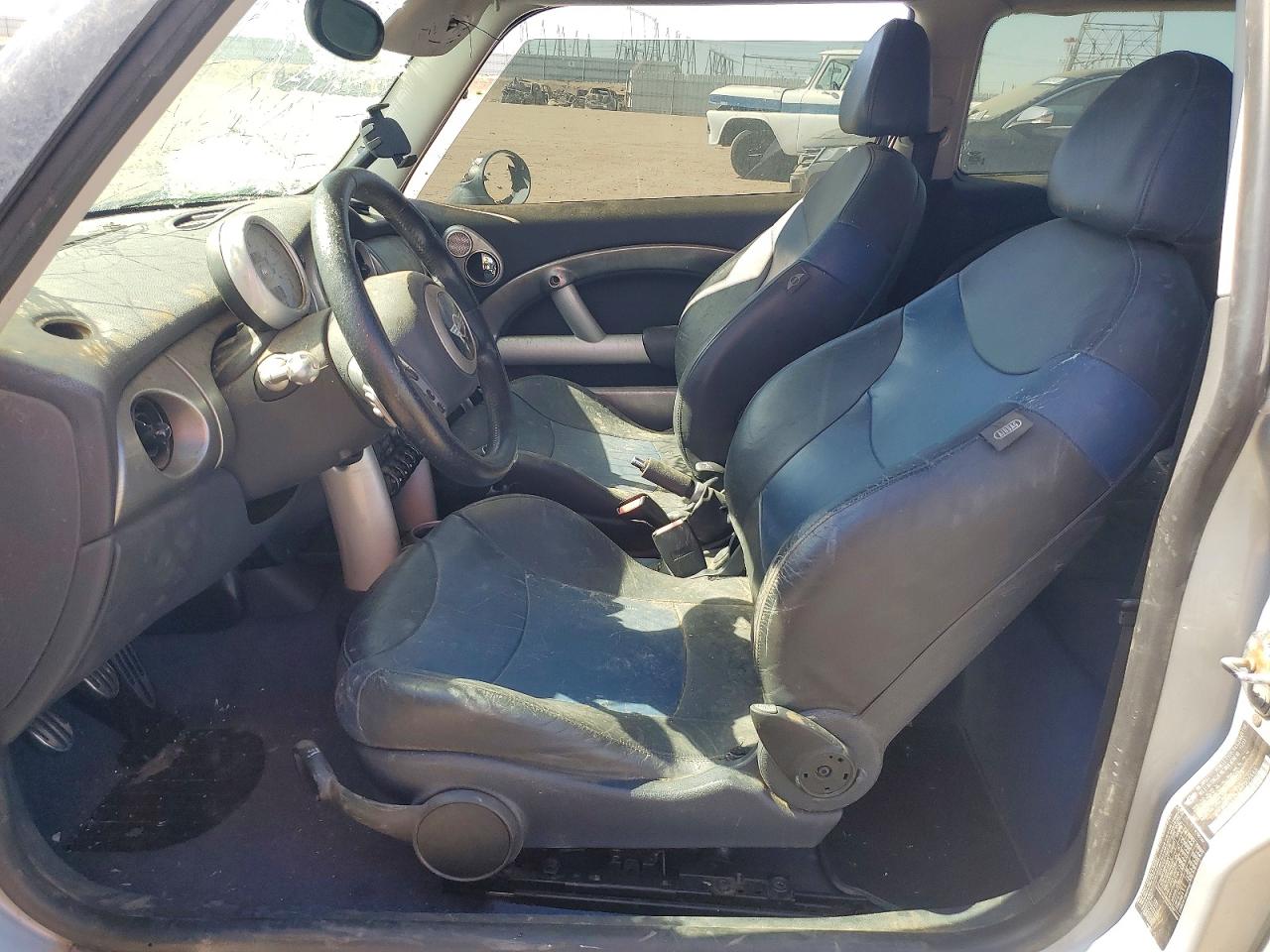 2004 MINI COOPER