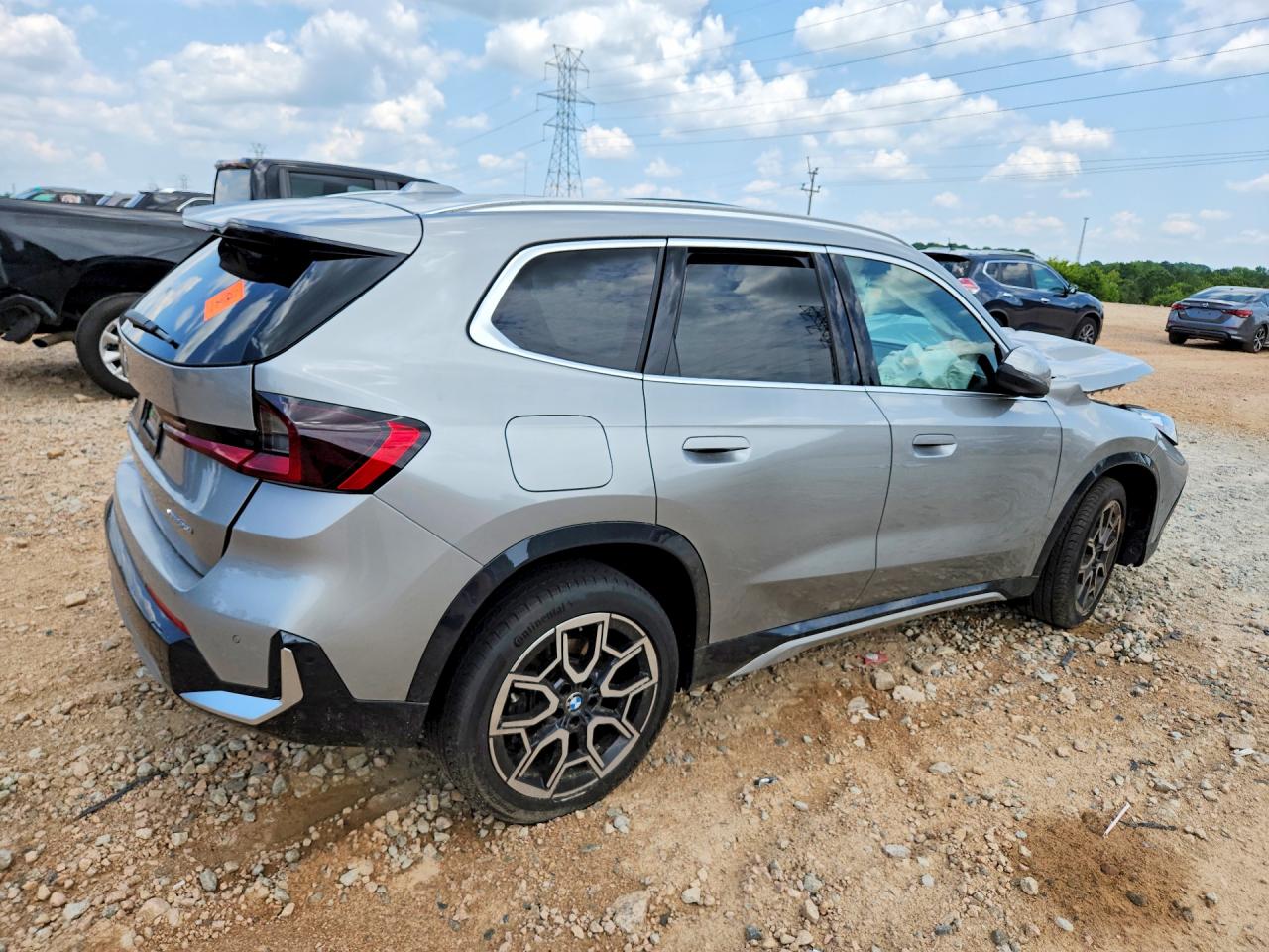 2025 BMW X1