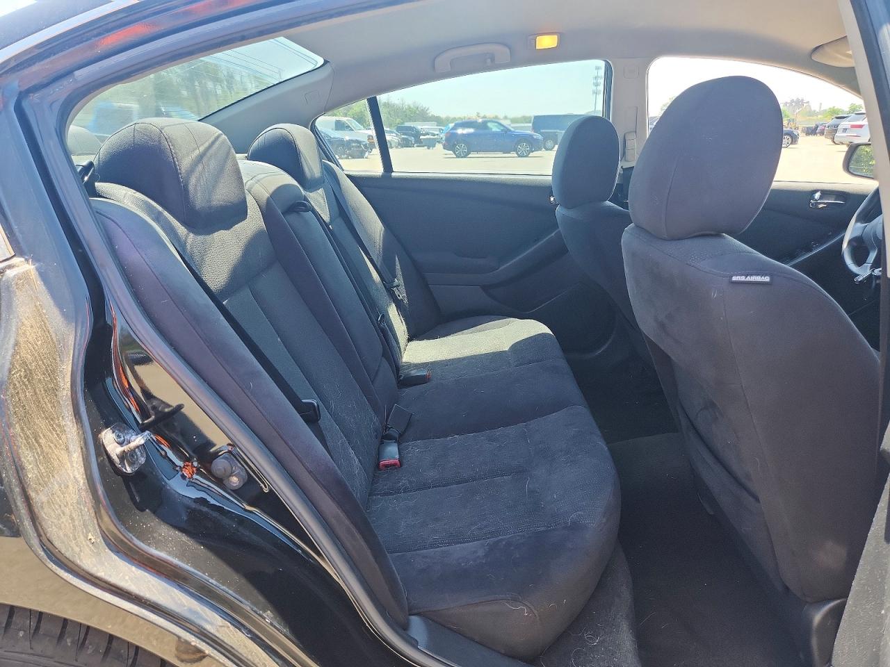 2010 NISSAN ALTIMA