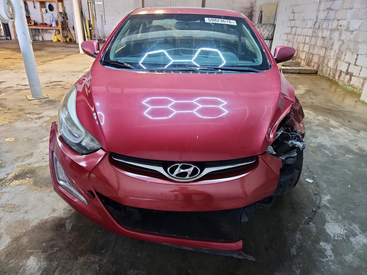 2016 HYUNDAI ELANTRA