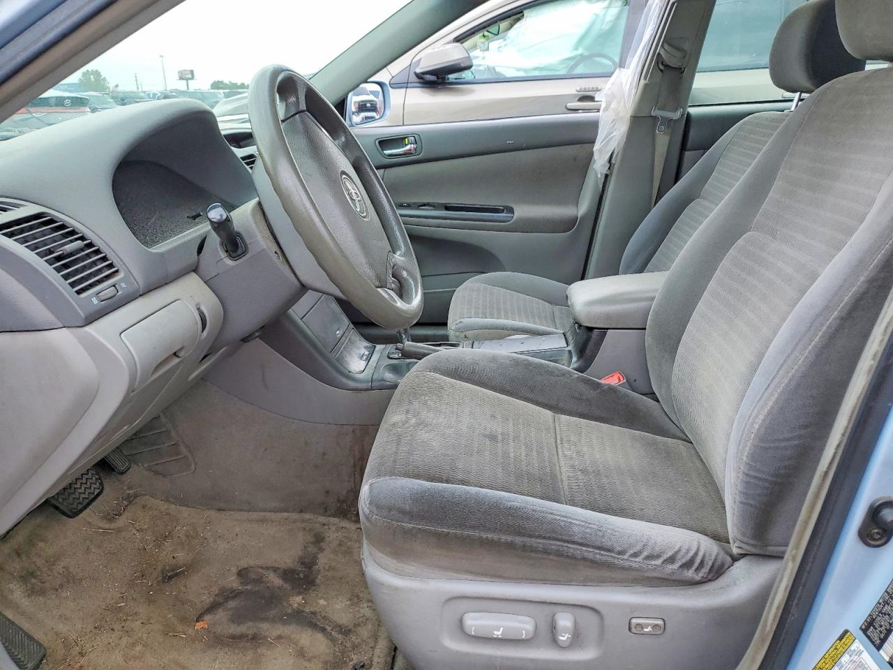 2005 TOYOTA CAMRY
