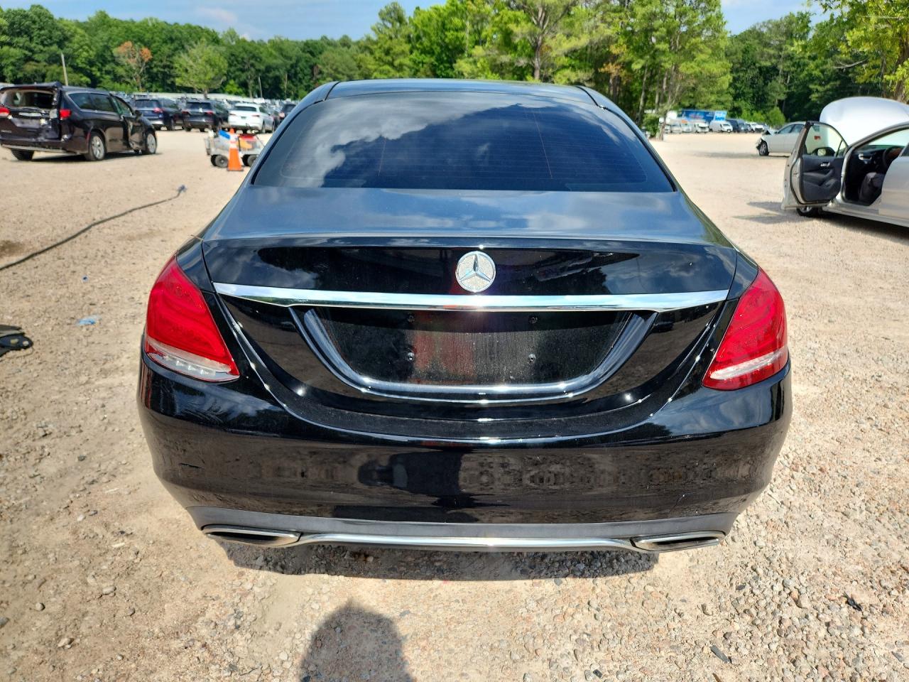 2015 MERCEDES-BENZ C-CLASS