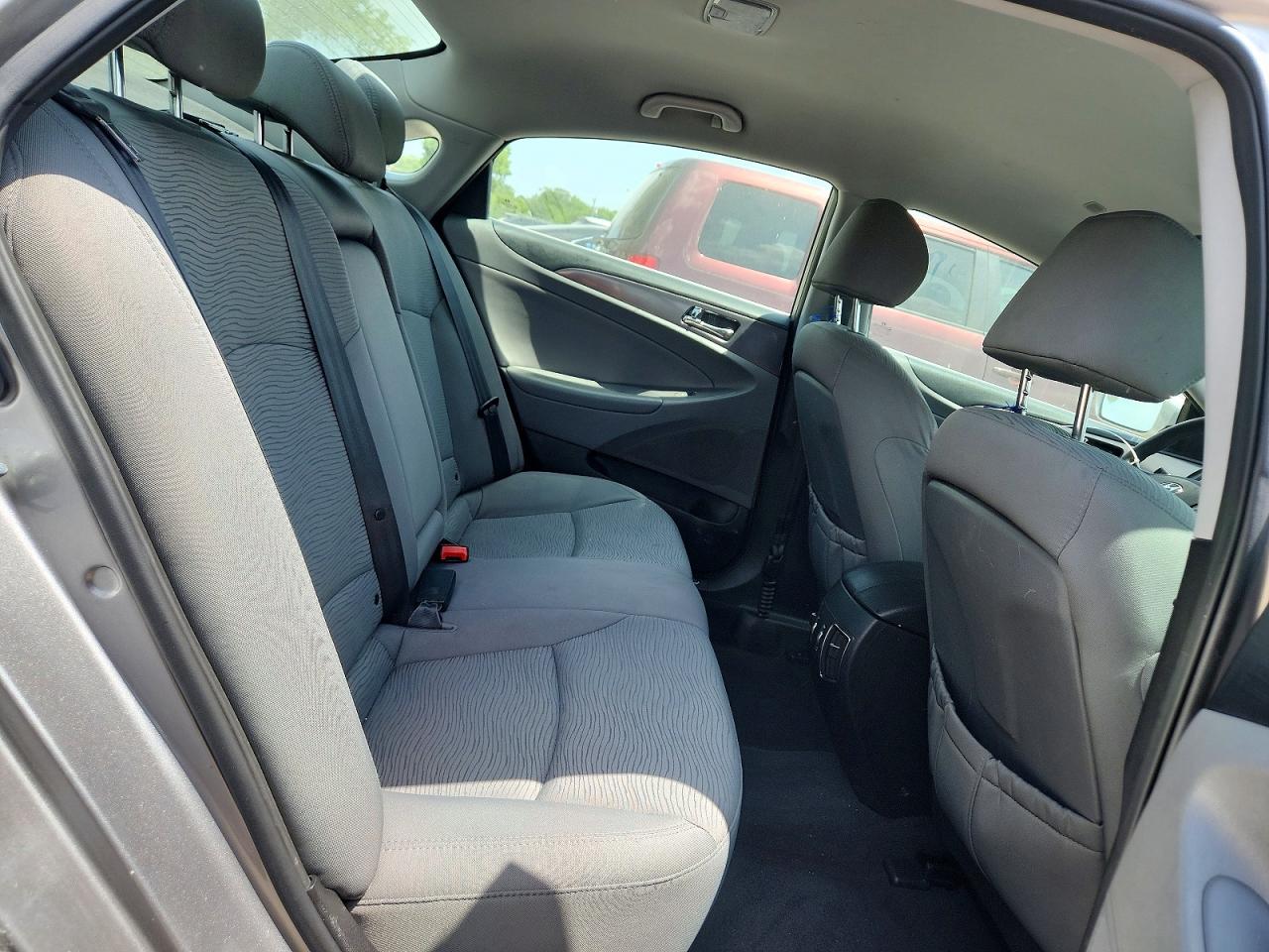 2012 HYUNDAI SONATA