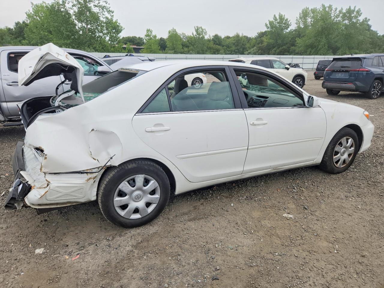 2004 TOYOTA CAMRY