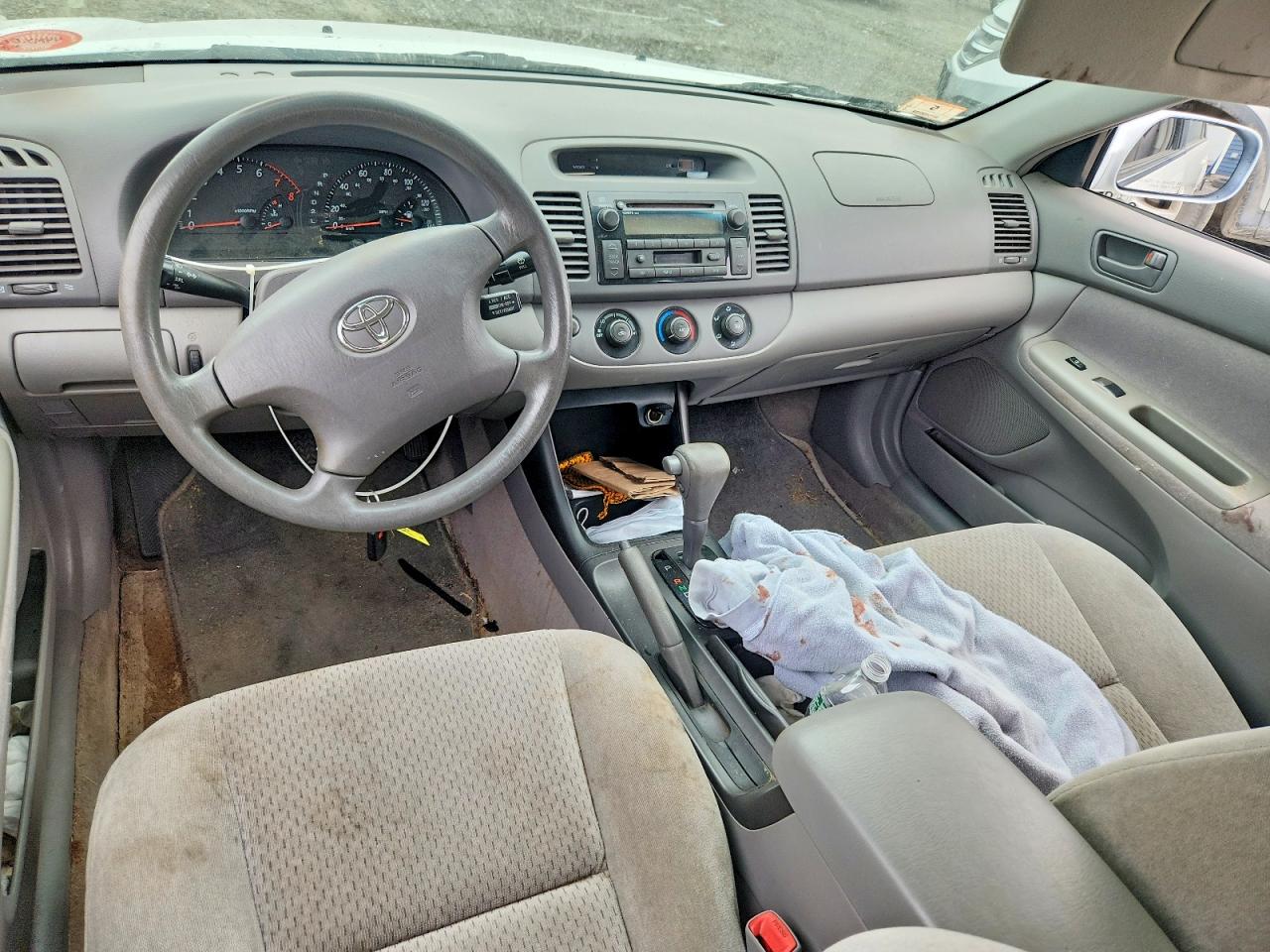 2004 TOYOTA CAMRY