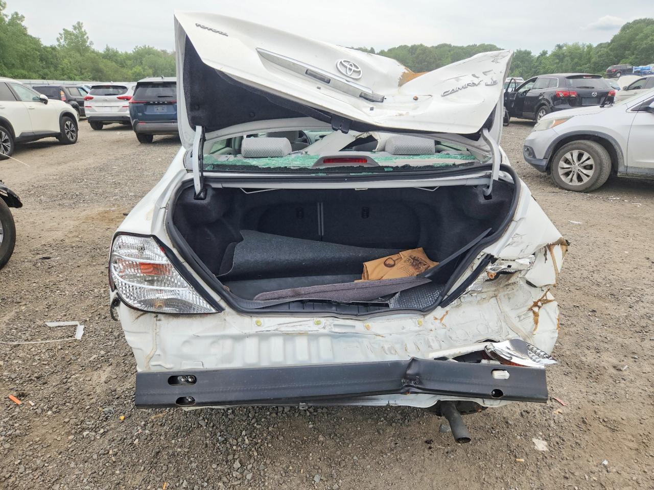 2004 TOYOTA CAMRY