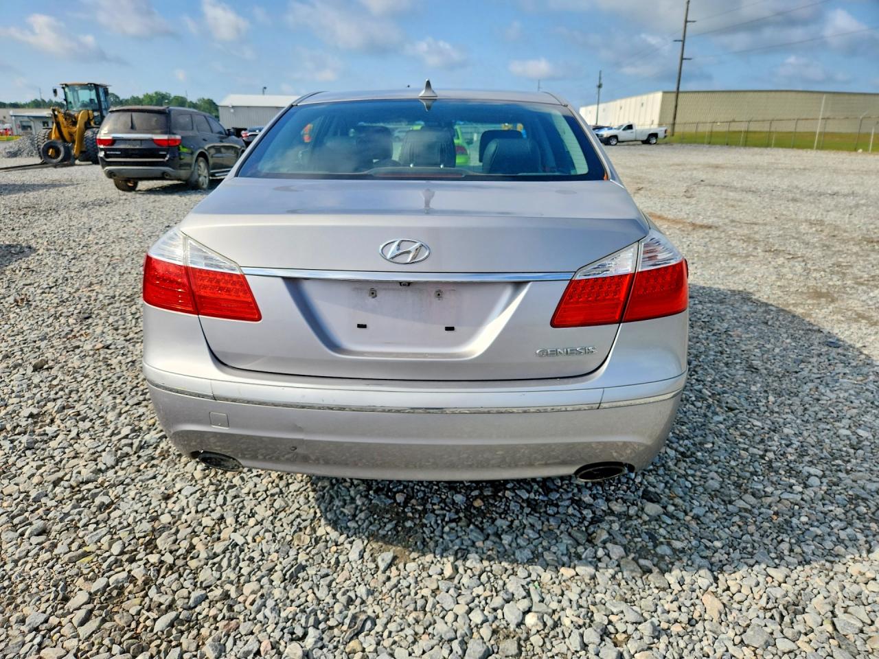 2011 HYUNDAI GENESIS
