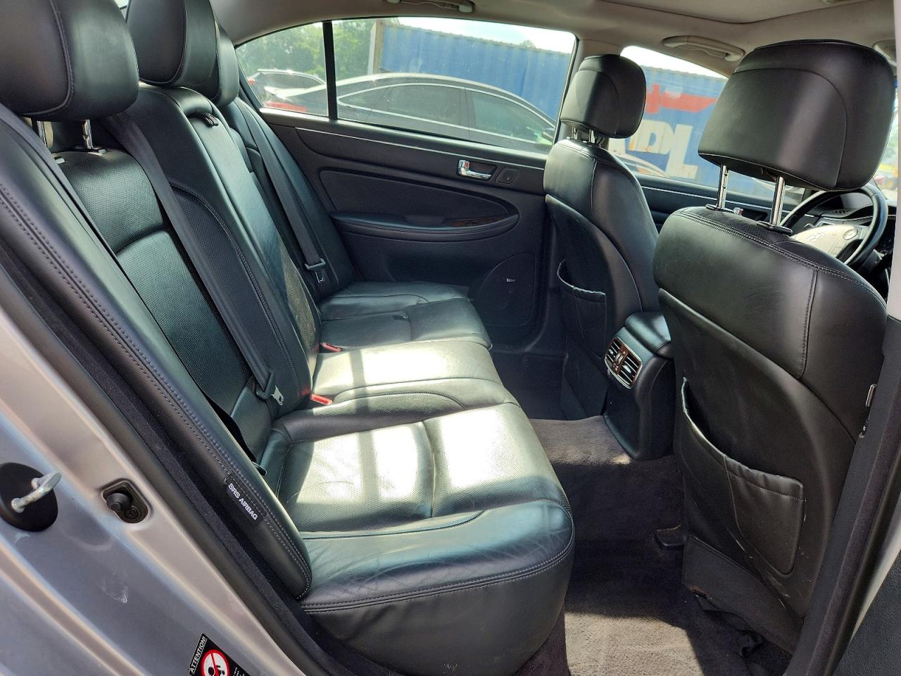 2011 HYUNDAI GENESIS