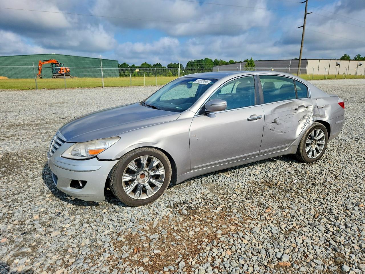 2011 HYUNDAI GENESIS