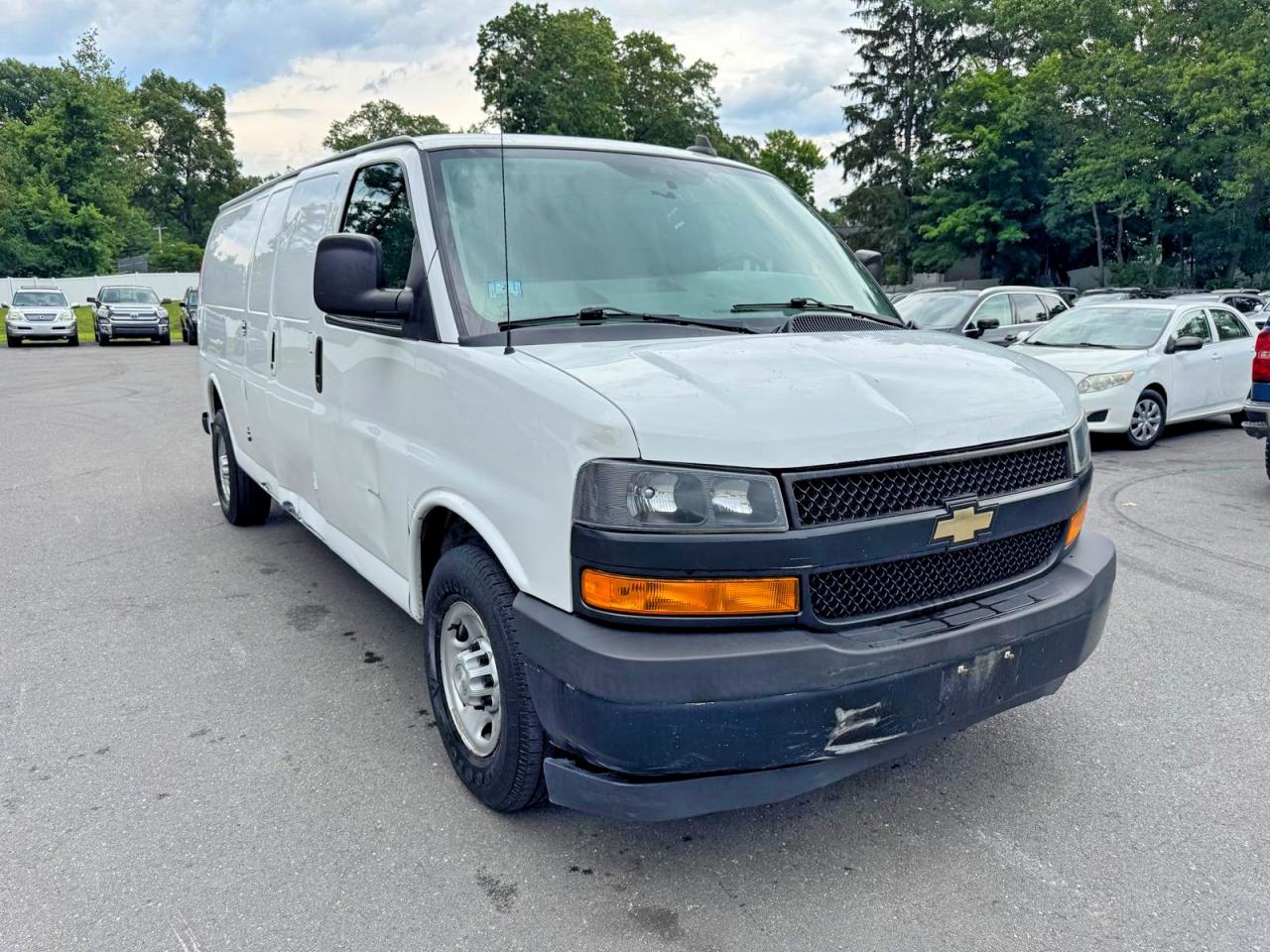 2019 CHEVROLET EXPRESS