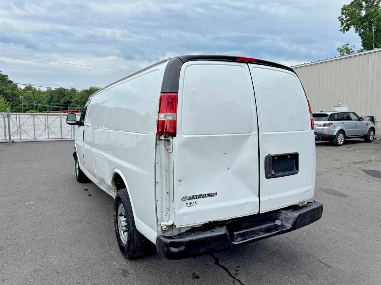 2019 CHEVROLET EXPRESS