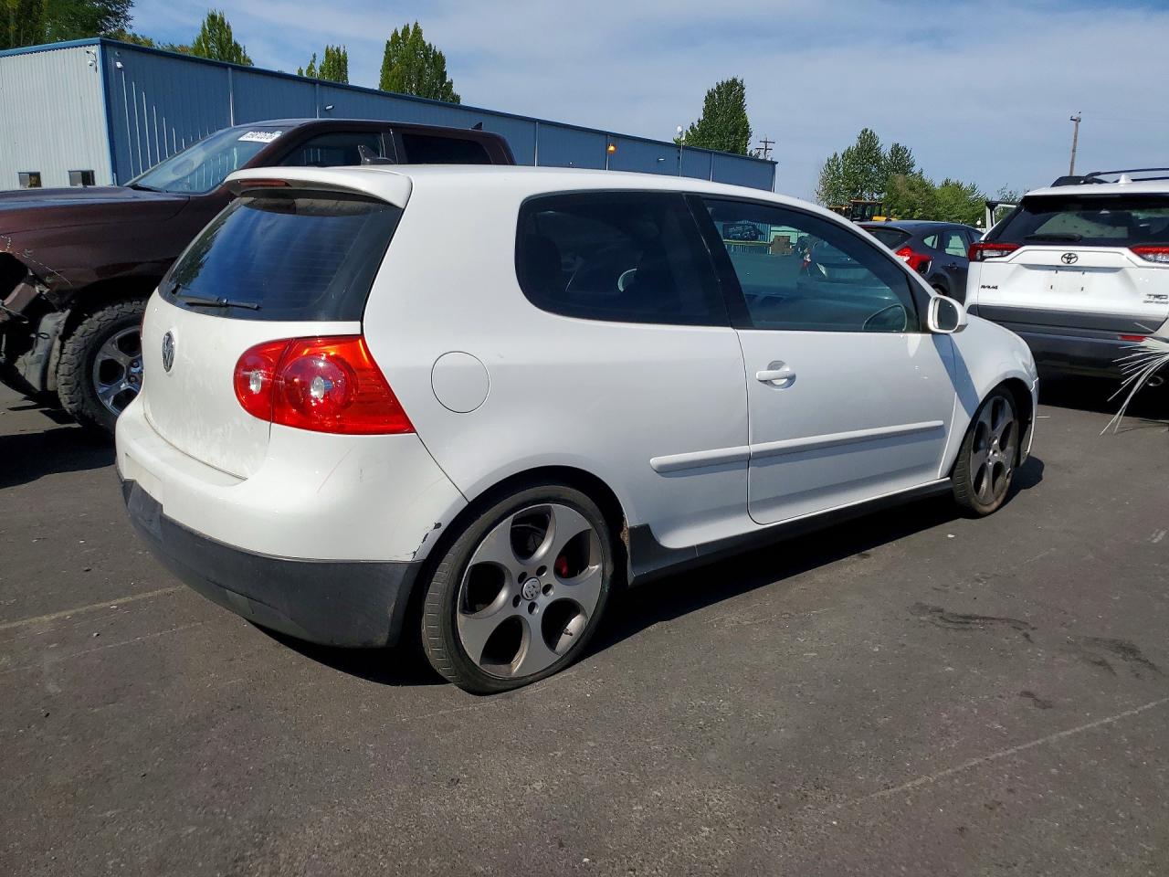 2009 VOLKSWAGEN GTI