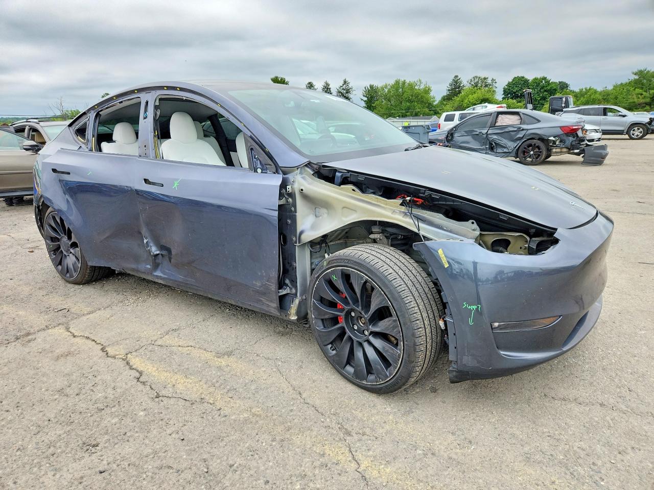 2022 TESLA MODEL Y
