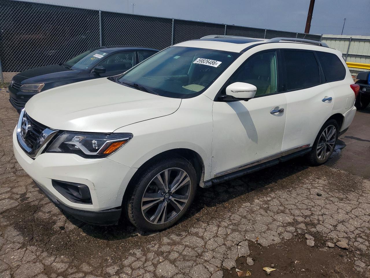2017 NISSAN PATHFINDER