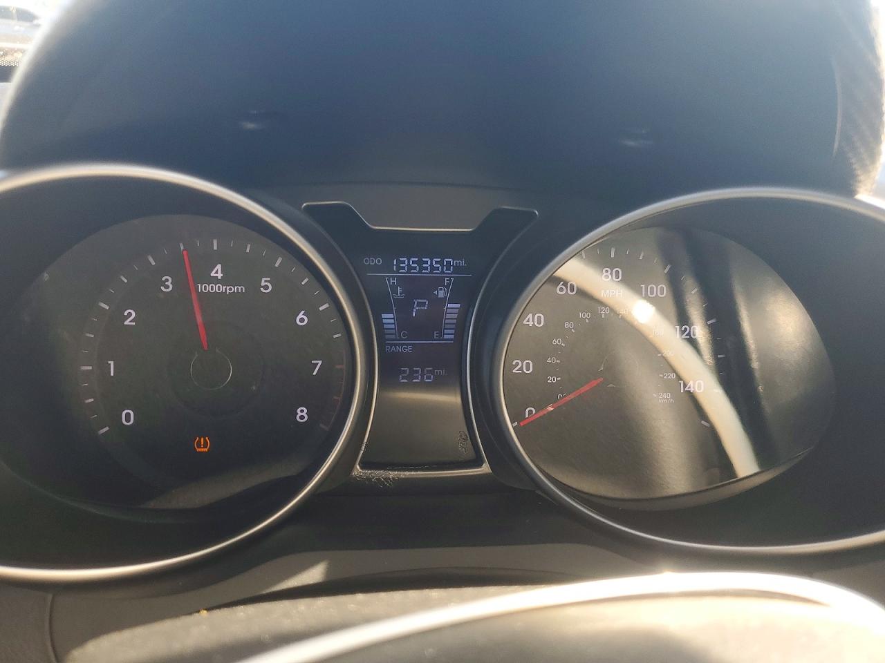 2013 HYUNDAI VELOSTER