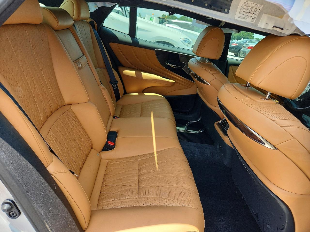2024 LEXUS LS500
