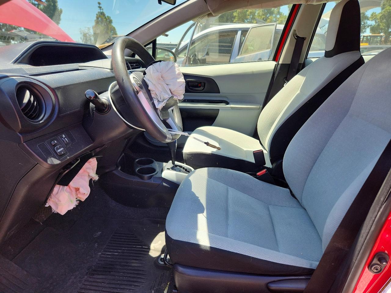 2014 TOYOTA PRIUS