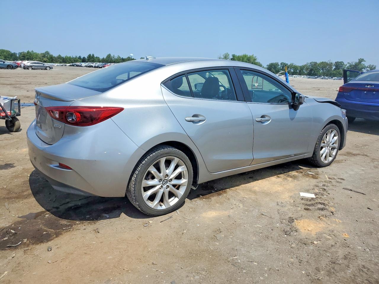 2014 MAZDA 3