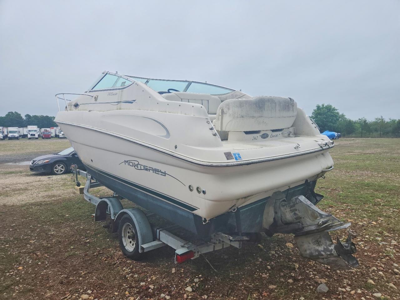 2001 MONTANA Boat