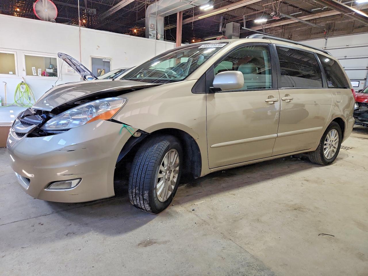 2007 TOYOTA SIENNA