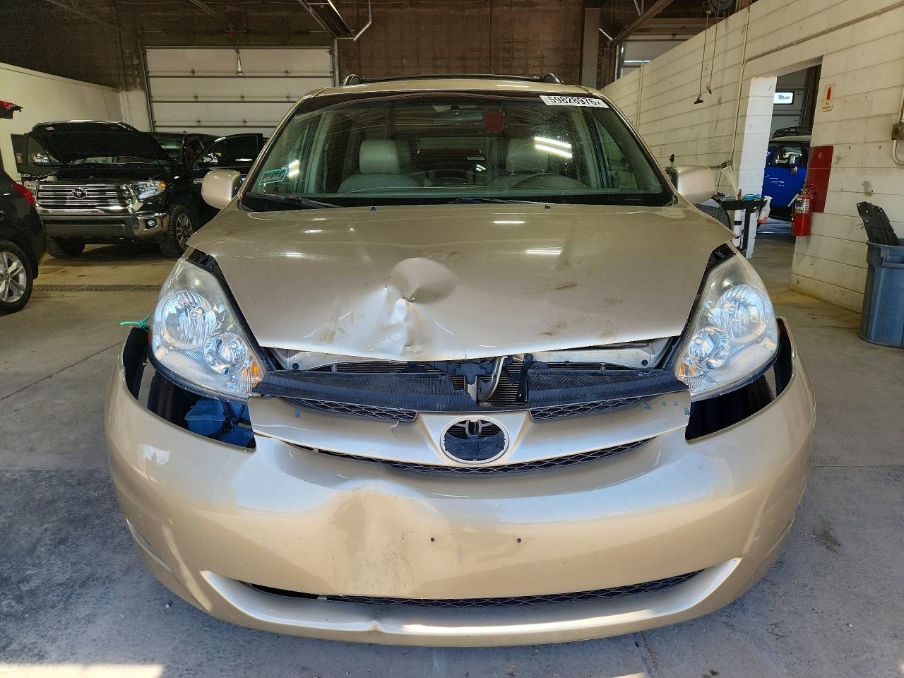 2007 TOYOTA SIENNA
