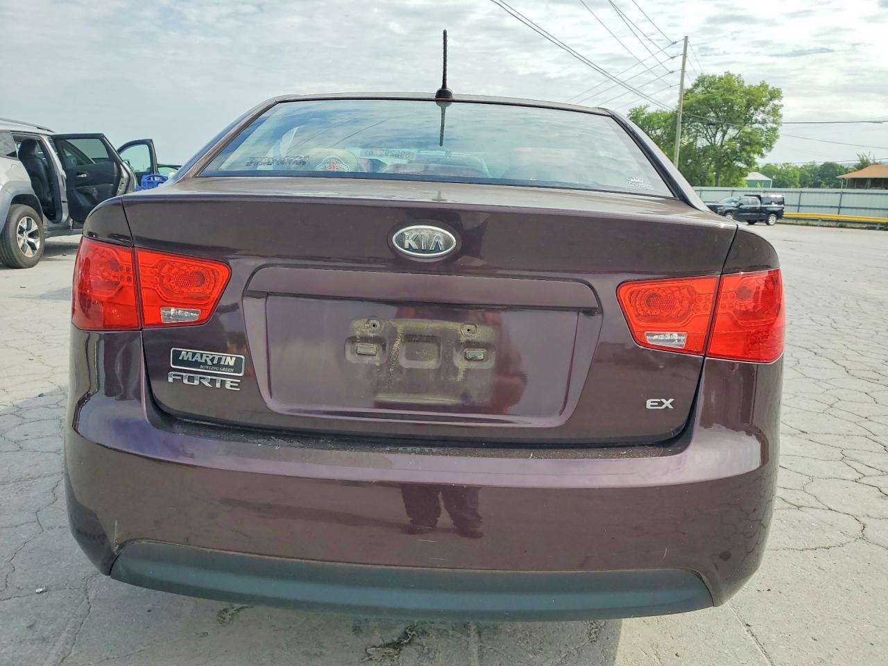 2011 KIA FORTE