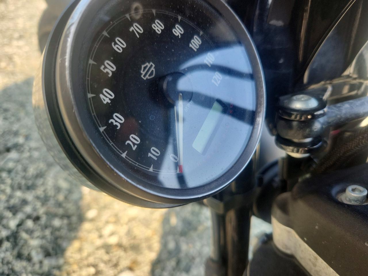 2017 HARLEY-DAVIDSON XL
