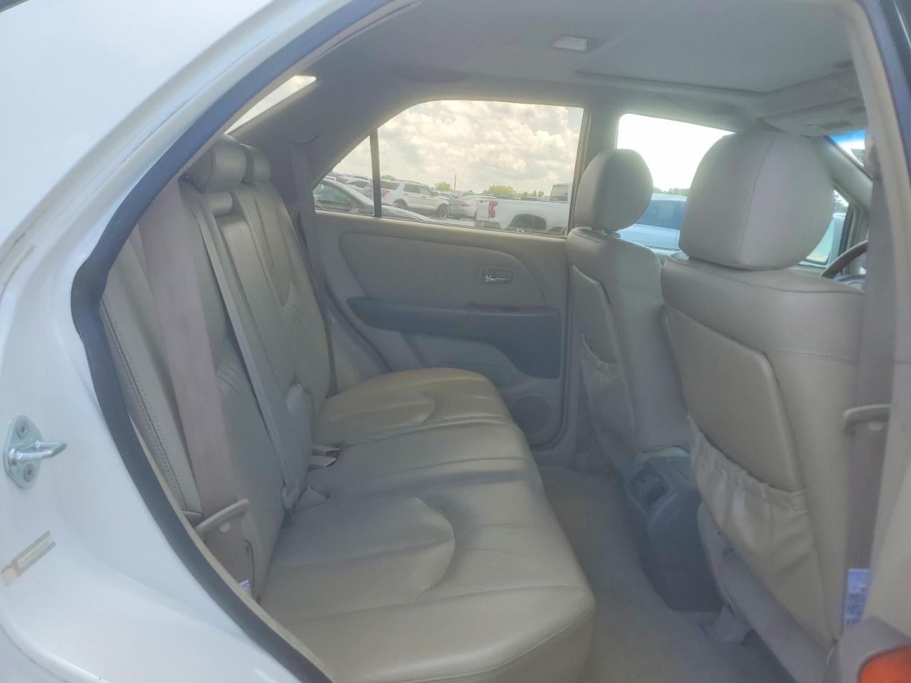 2001 LEXUS RX300
