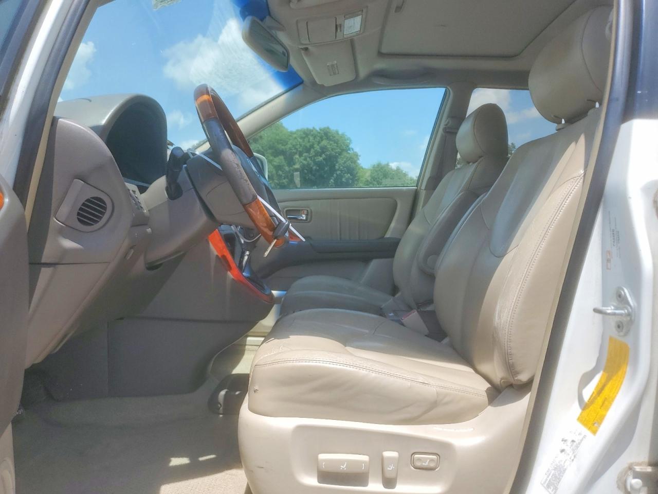2001 LEXUS RX300