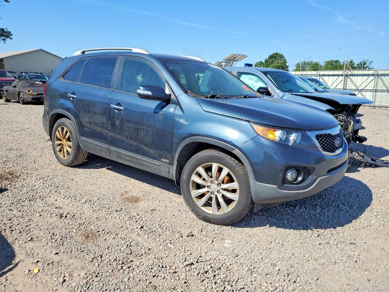 2011 KIA SORENTO