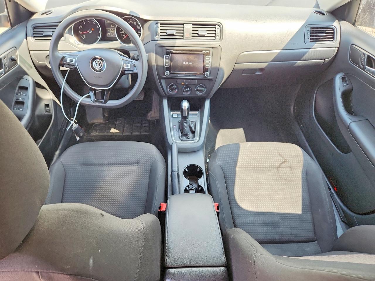 2015 VOLKSWAGEN JETTA
