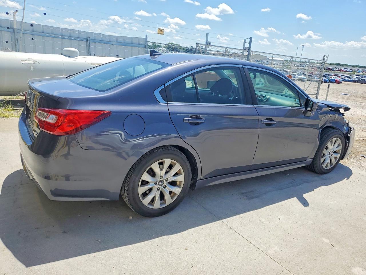 2017 SUBARU LEGACY