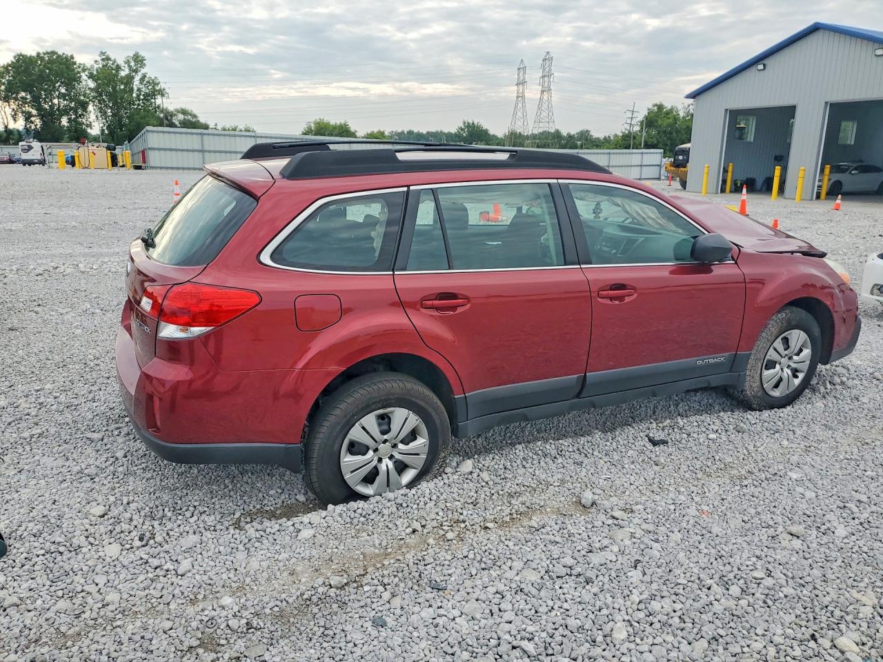2013 SUBARU OUTBACK
