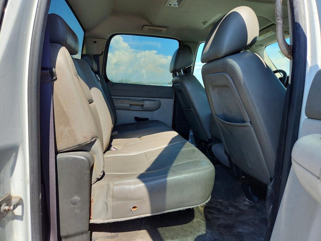 2013 CHEVROLET SILVERADO