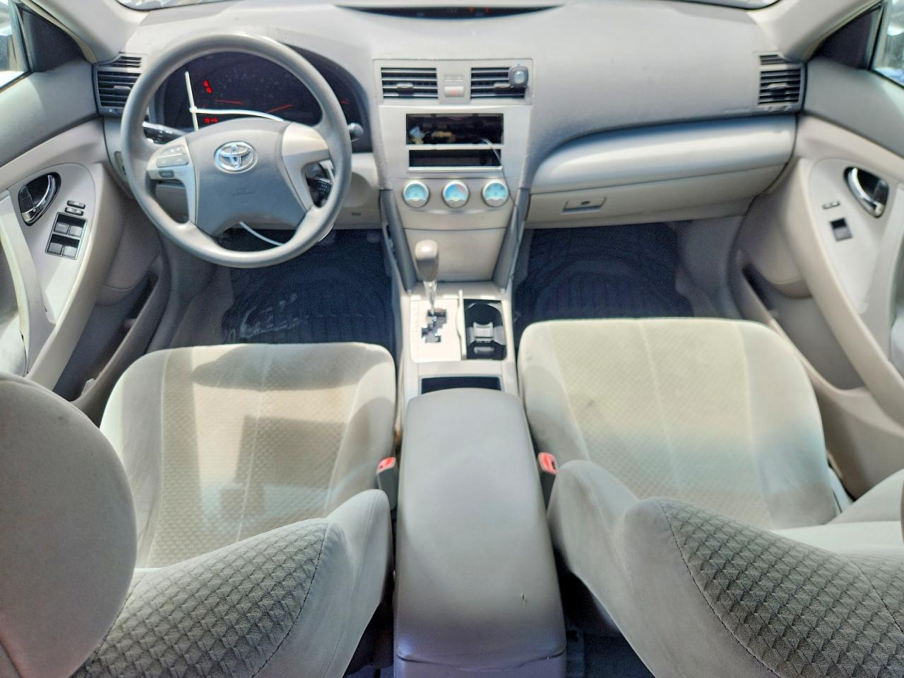 2009 TOYOTA CAMRY
