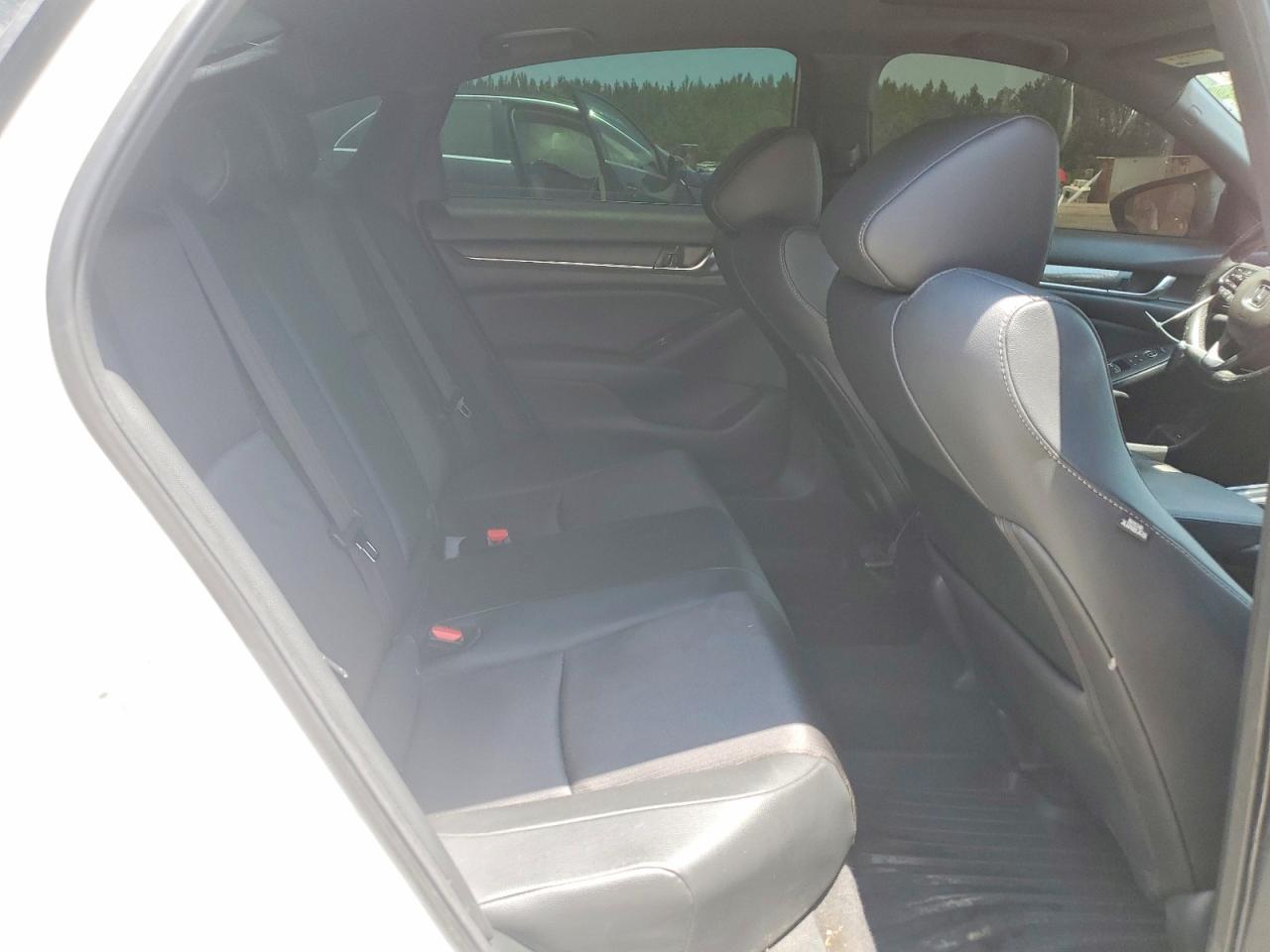 2019 HONDA ACCORD