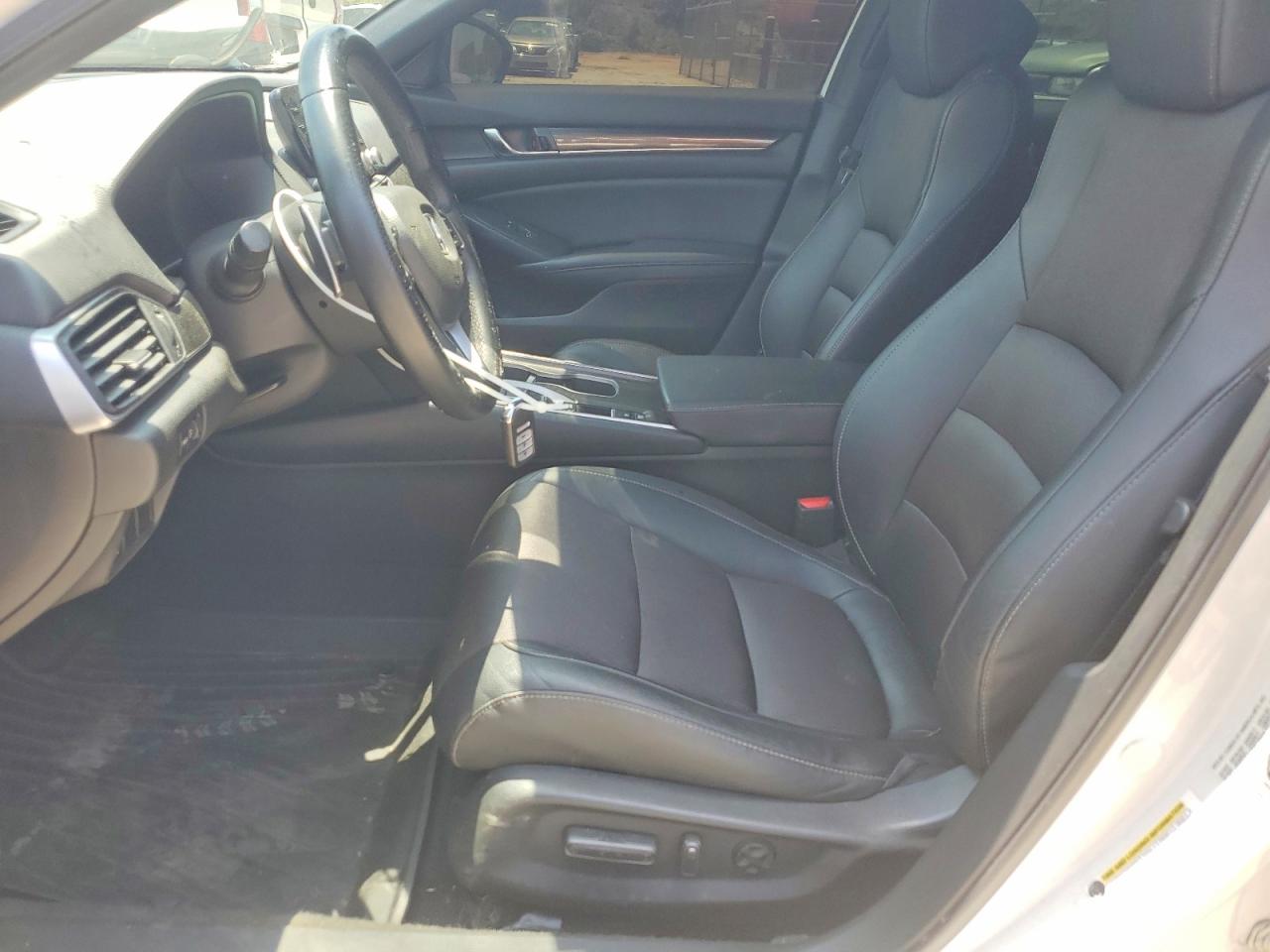 2019 HONDA ACCORD