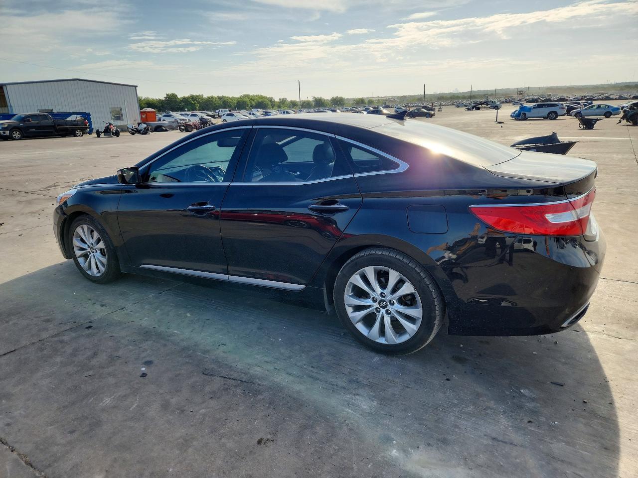 2014 HYUNDAI AZERA