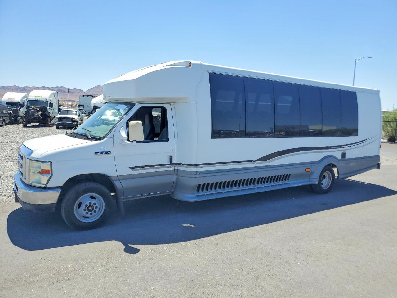 2011 FORD ECONOLINE