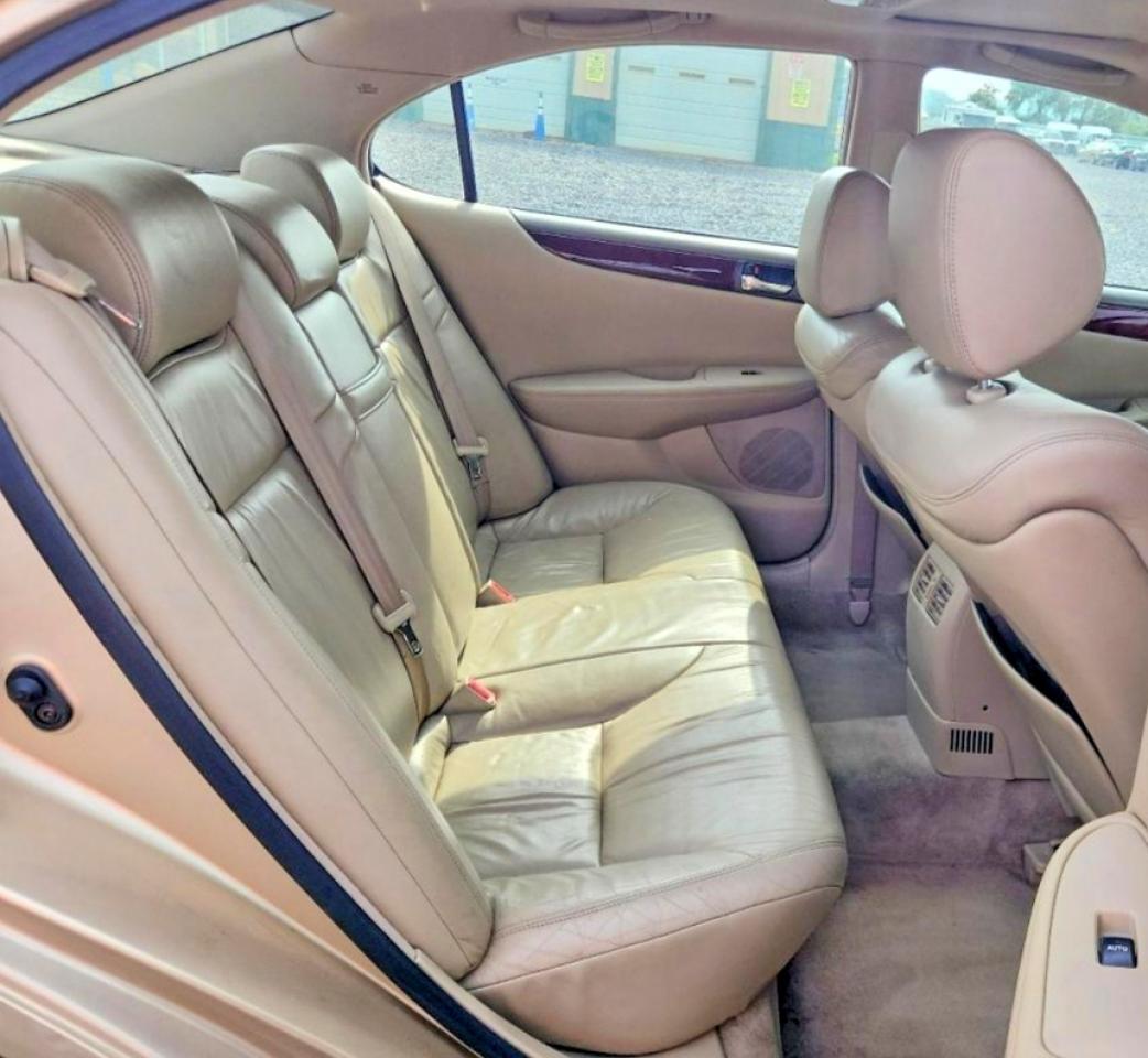 2002 LEXUS ES300