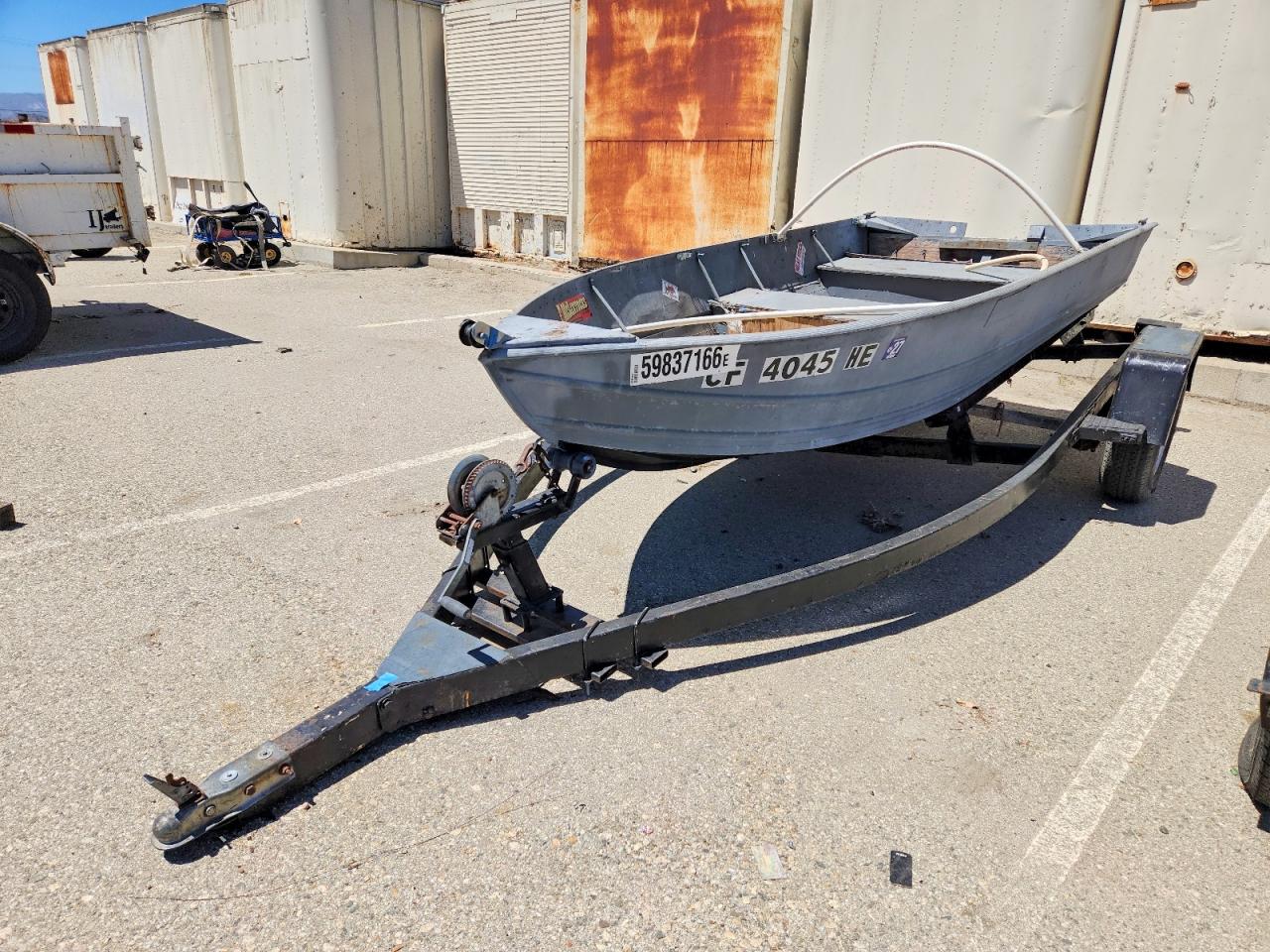 1982 KLAMATH Boat