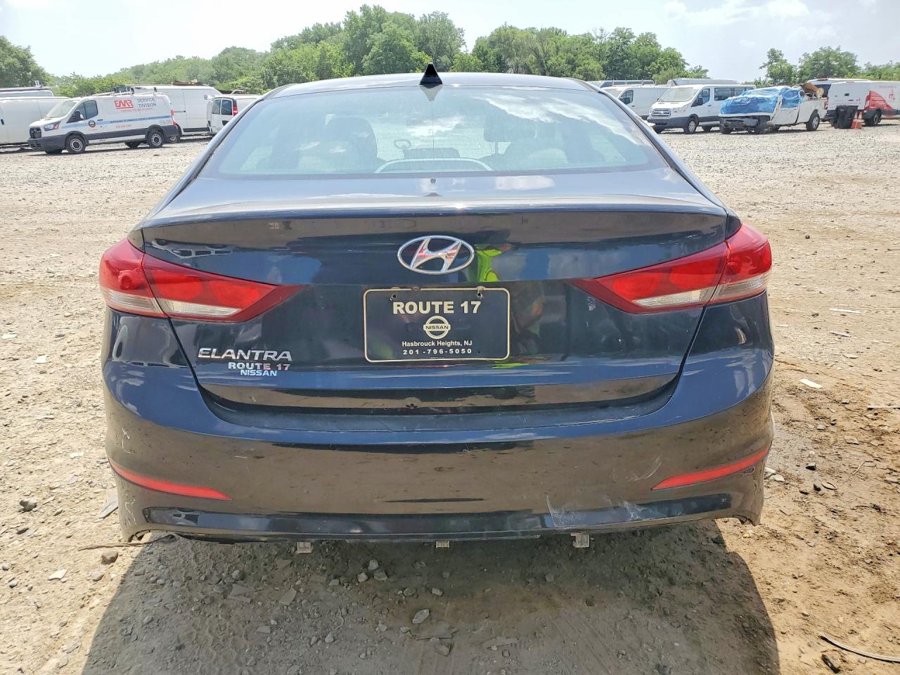 2017 HYUNDAI ELANTRA