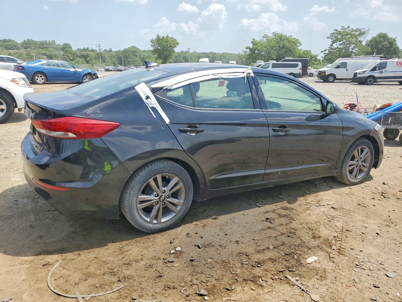 2017 HYUNDAI ELANTRA