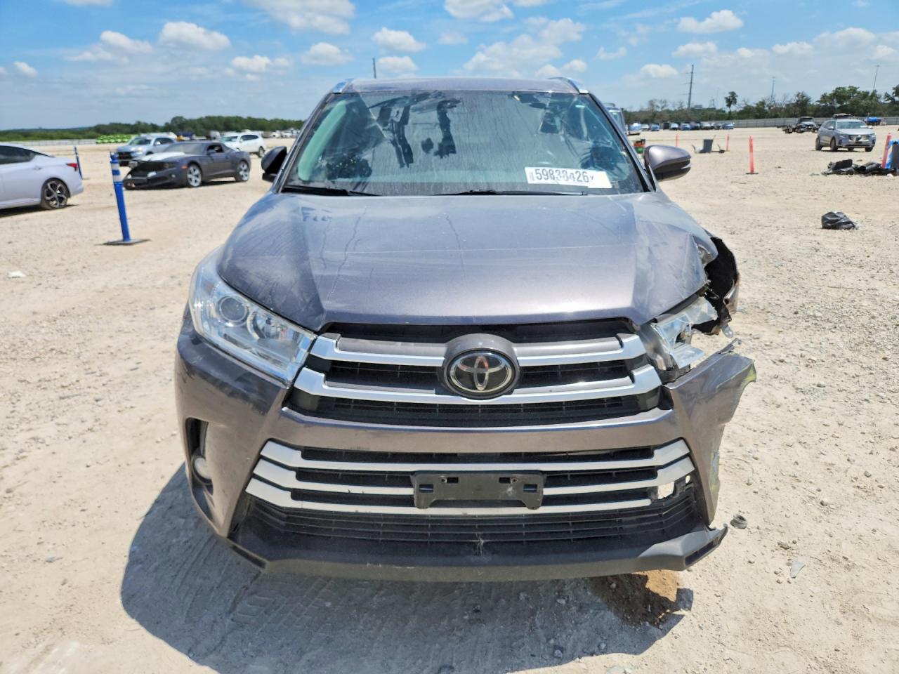 2018 TOYOTA HIGHLANDER