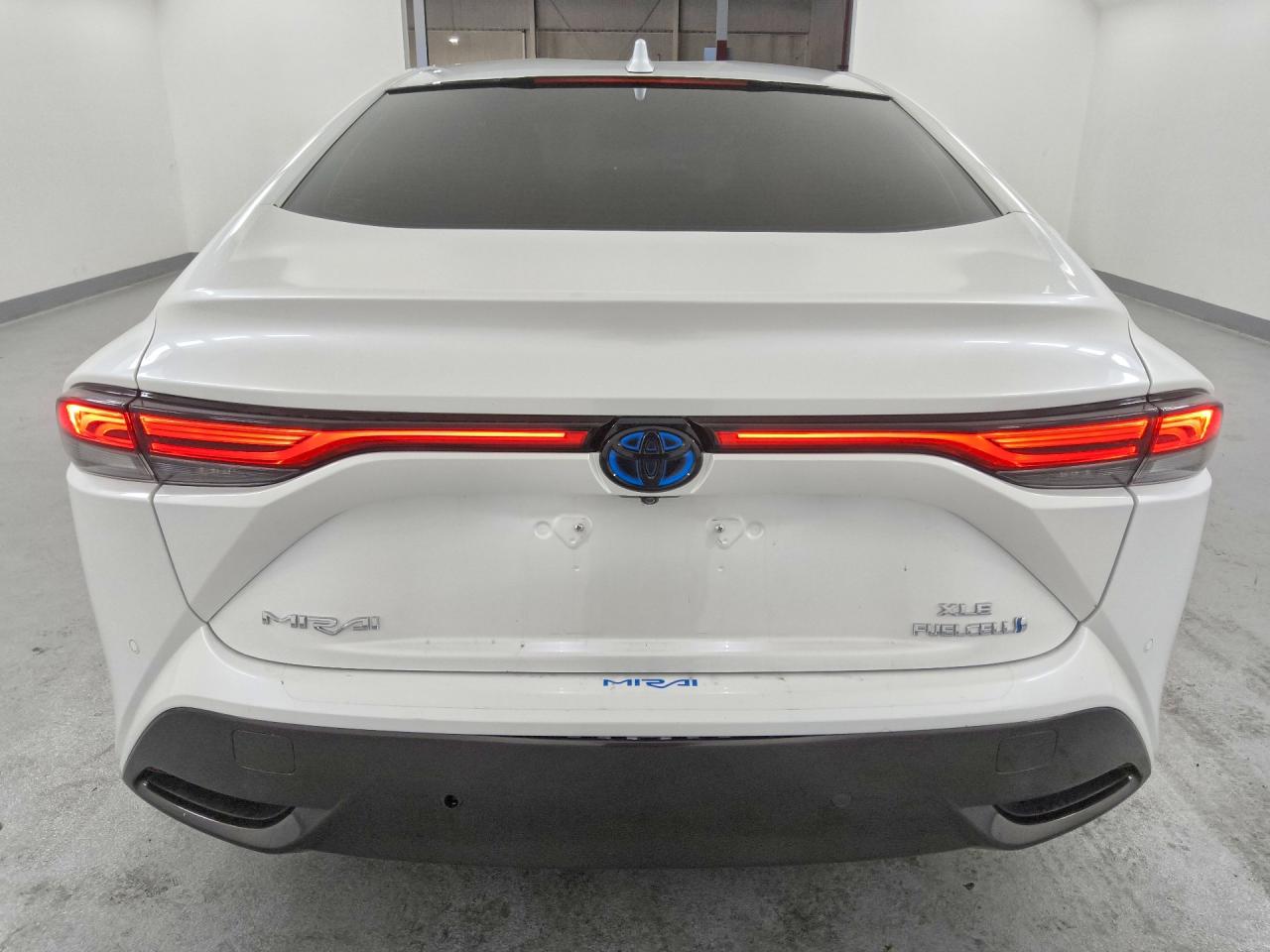 2022 TOYOTA MIRAI