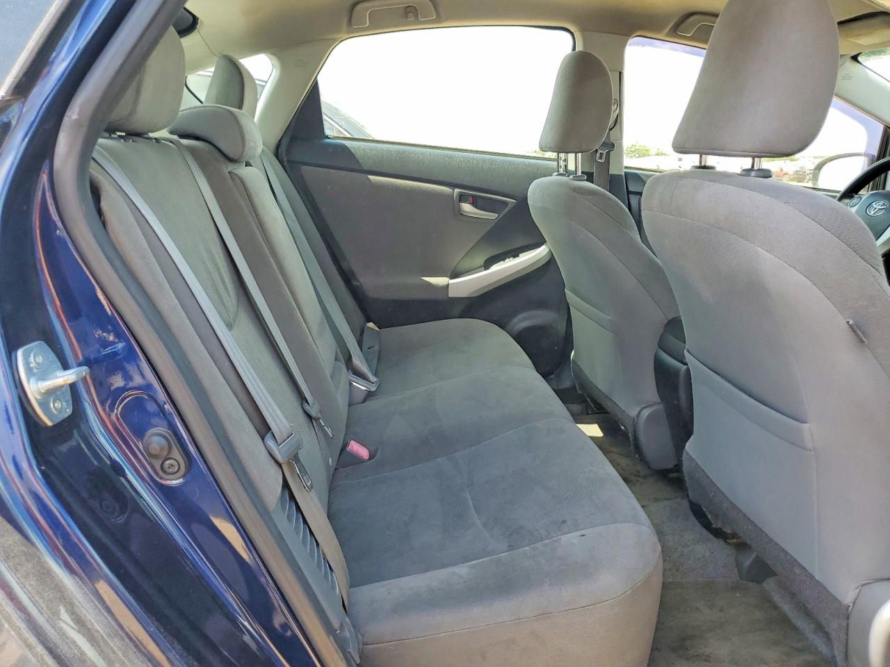 2015 TOYOTA PRIUS
