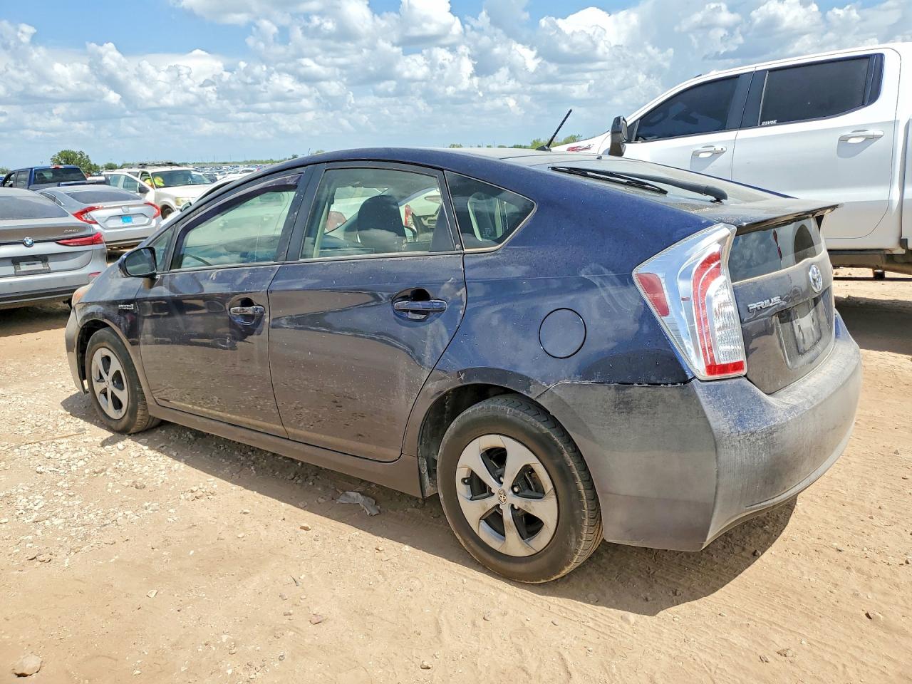 2015 TOYOTA PRIUS