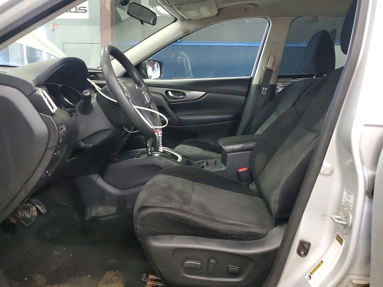 2014 NISSAN ROGUE