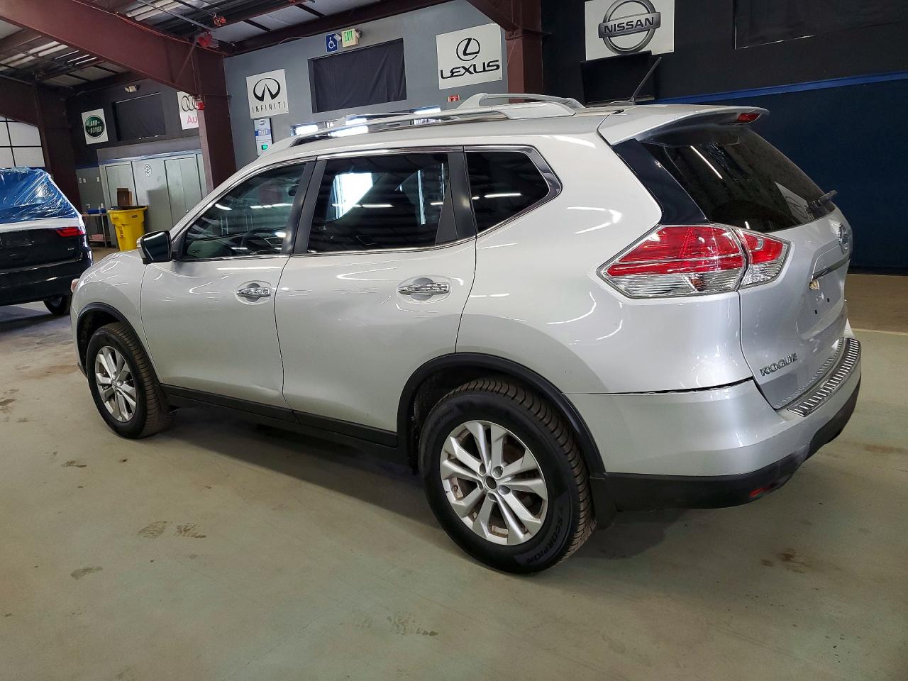 2014 NISSAN ROGUE