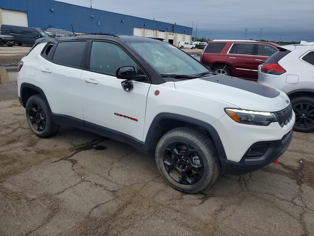 2023 JEEP COMPASS